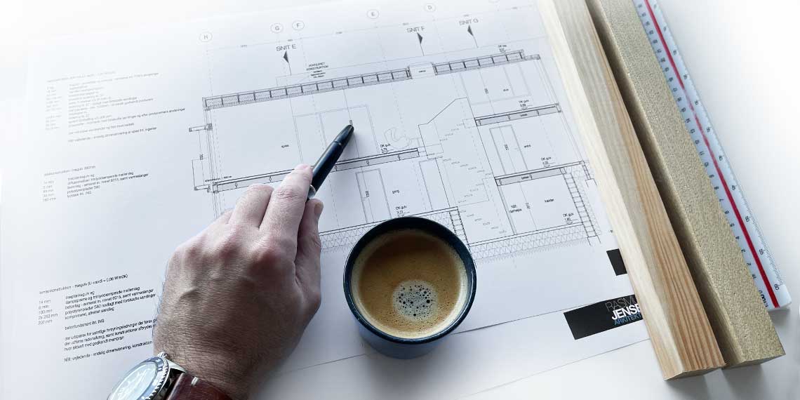 ydelser tegning snit byggetegning pen kaffe linial Rasmus Jensen ARKITEKT MAA